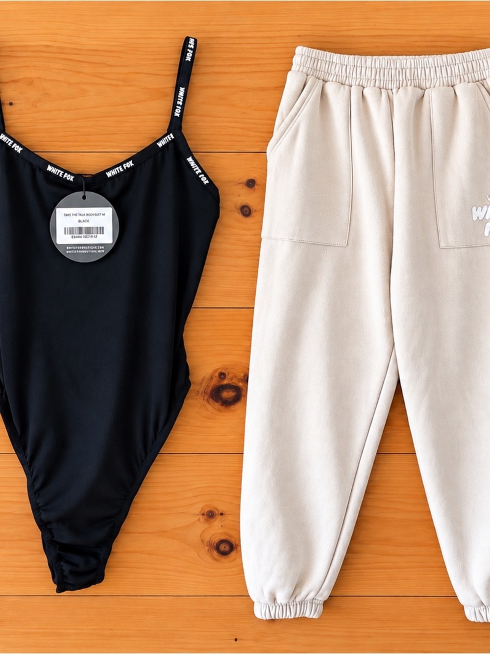 White fox vol 3 Women's moon Fleece Jogger Pants NWOT set with bodysuit NWT - Picture 2 of 5